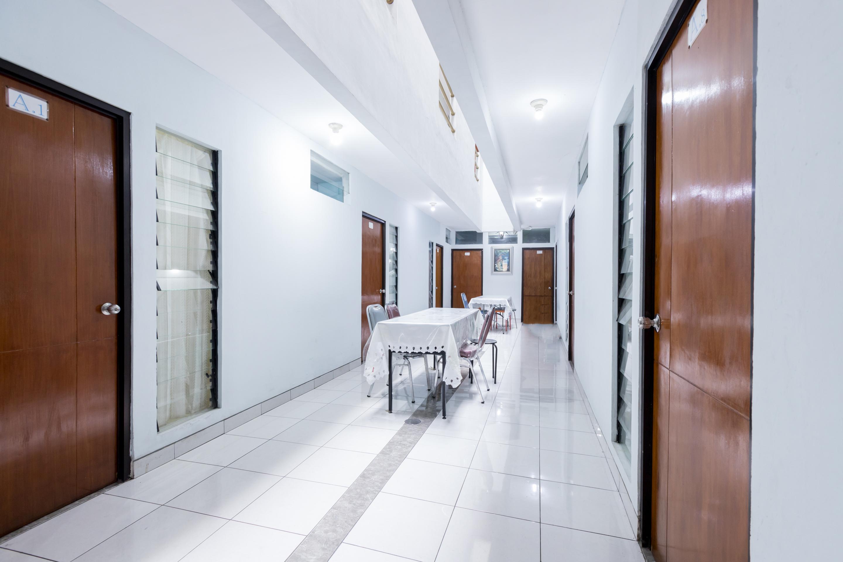 Hotel Super Oyo 1516 Cemara Gading Syariah Bogor Zewnętrze zdjęcie